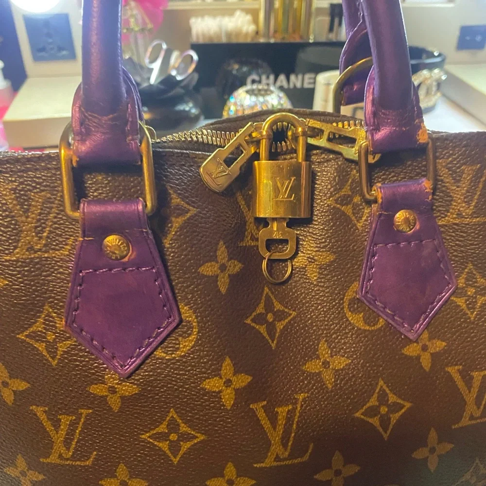AUTHENTIC Louis Vuitton Custom Painted Alma Monogram - Picture 12 of 13